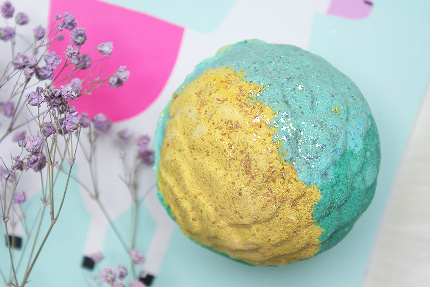 Review Lush Melusine Bath Bomb Oh My