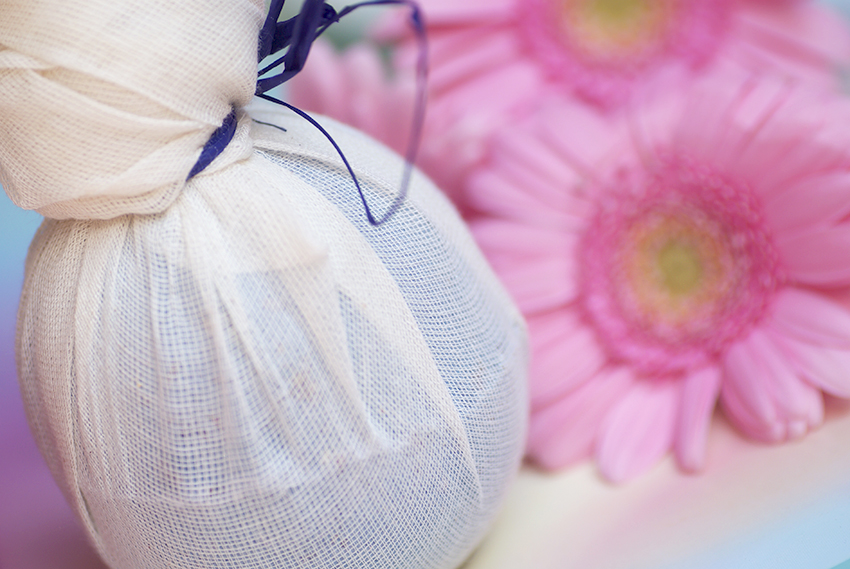 Review Lush Deep Sleep Bath Bomb Oh My