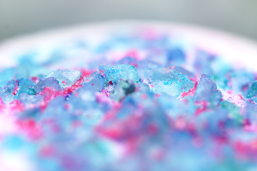 Review Lush Sakura Bath Bomb Oh My