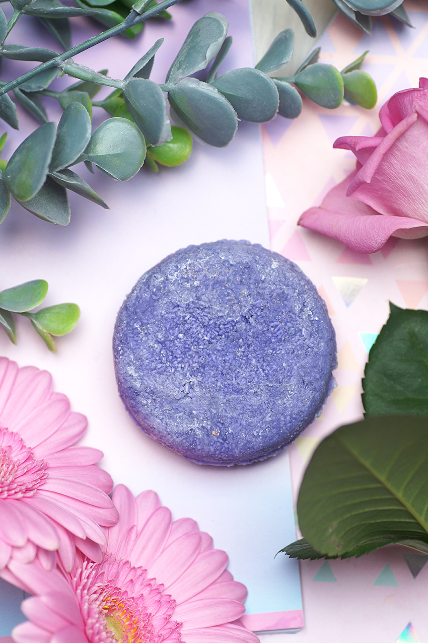 Review Lush Jumping Juniper Shampoo Bar Oh My