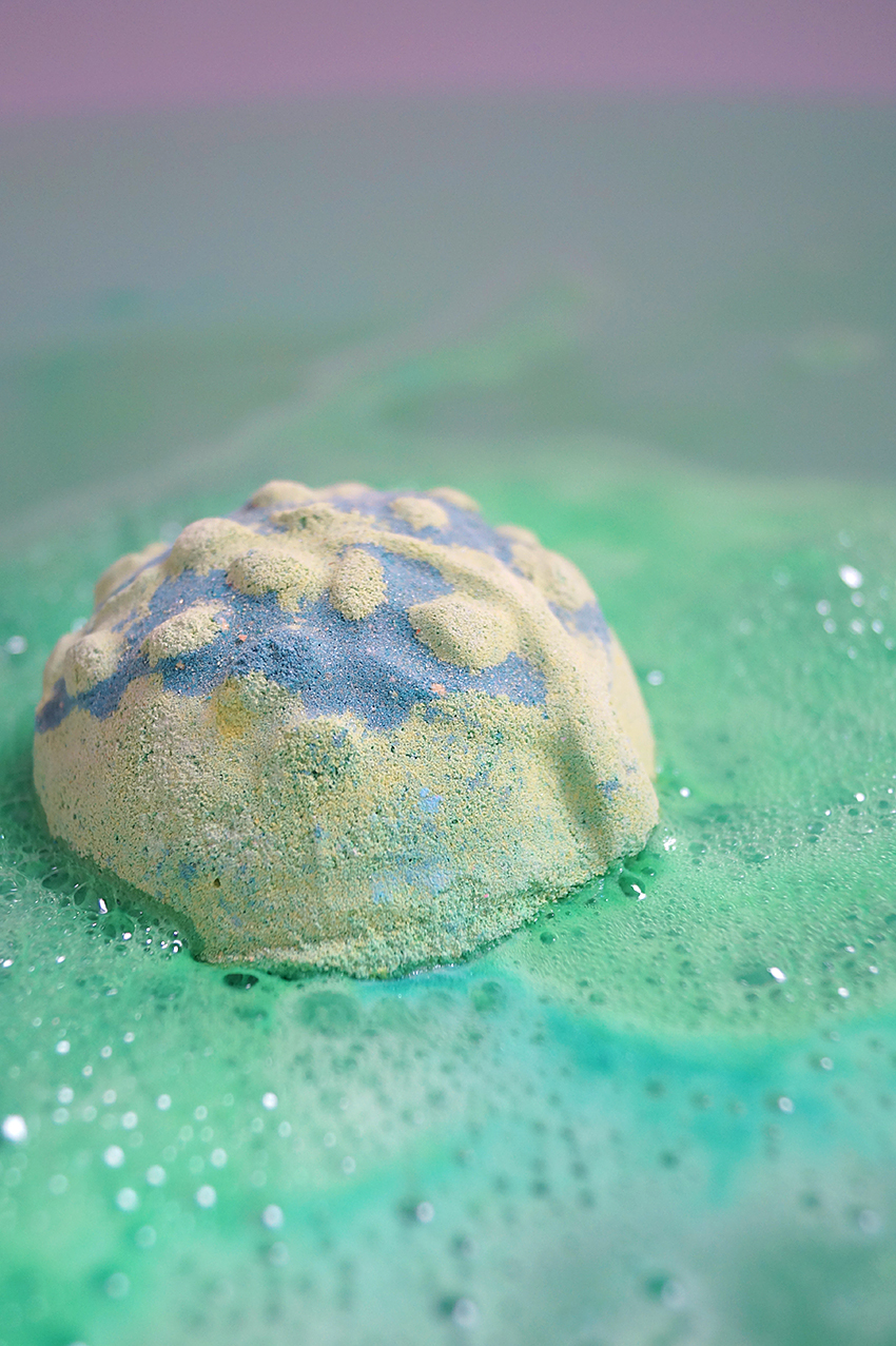 Review: Lush Guardian of the Forest Bath Bomb - Oh My Lush.com