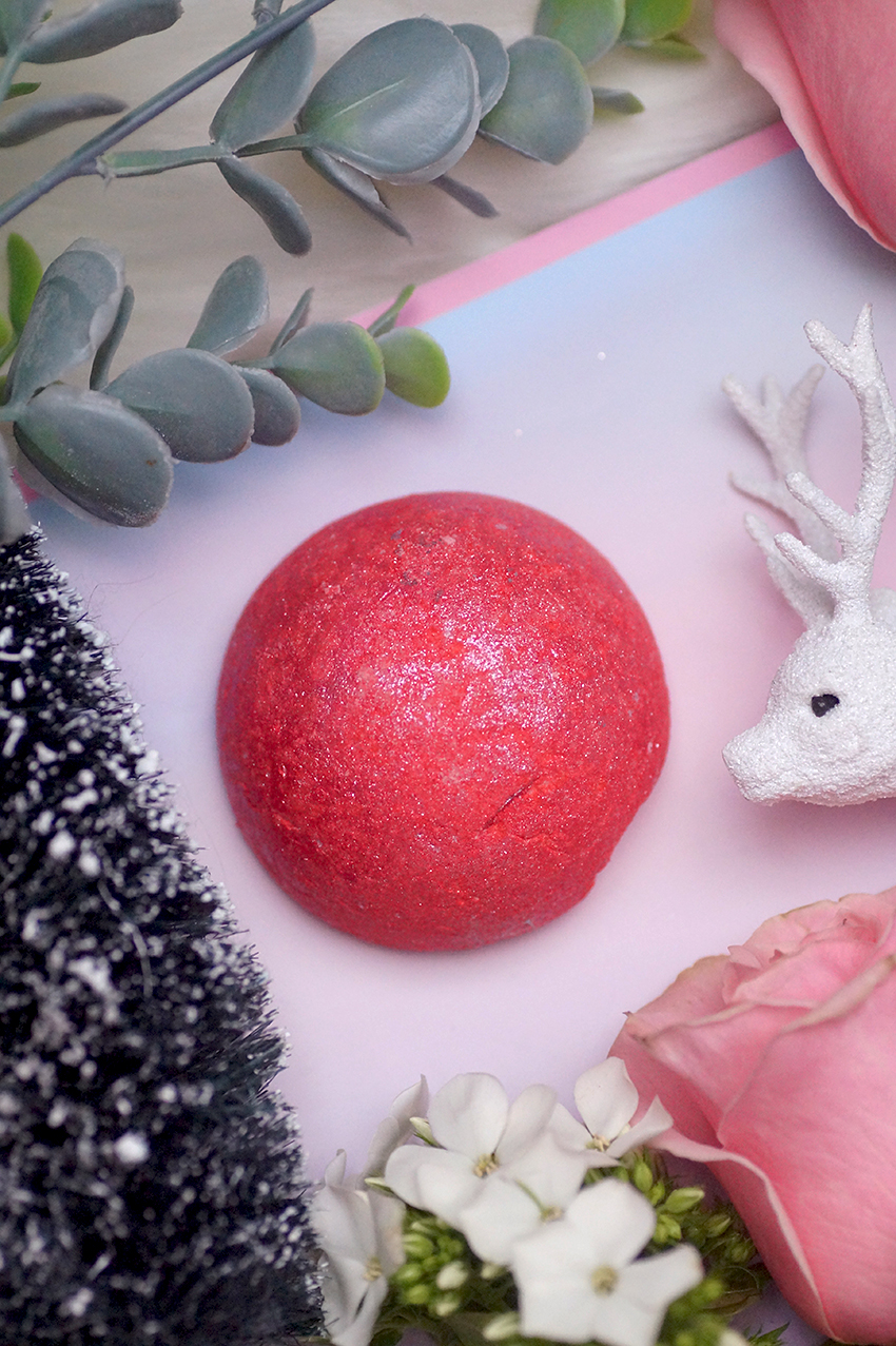 Review Lush Rudolph Nose Shower Bomb Oh My