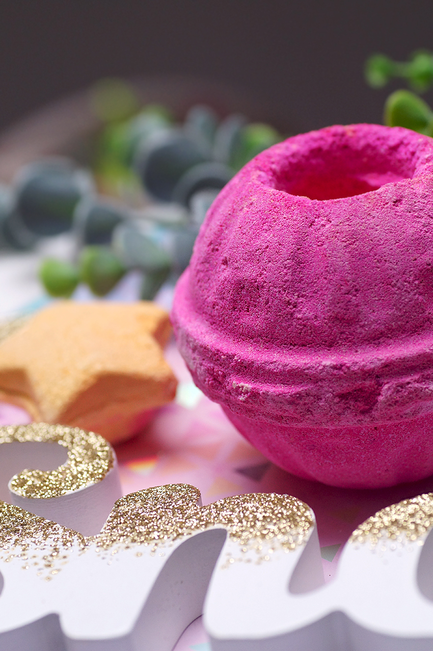 Review Lush Snow Fairy Amazeball Oh My