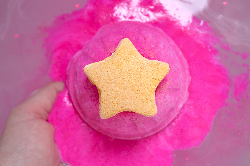 Review Lush Snow Fairy Amazeball Oh My