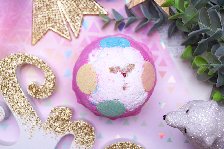 Review Lush Luxury Lush Pud Bath Bomb Oh My