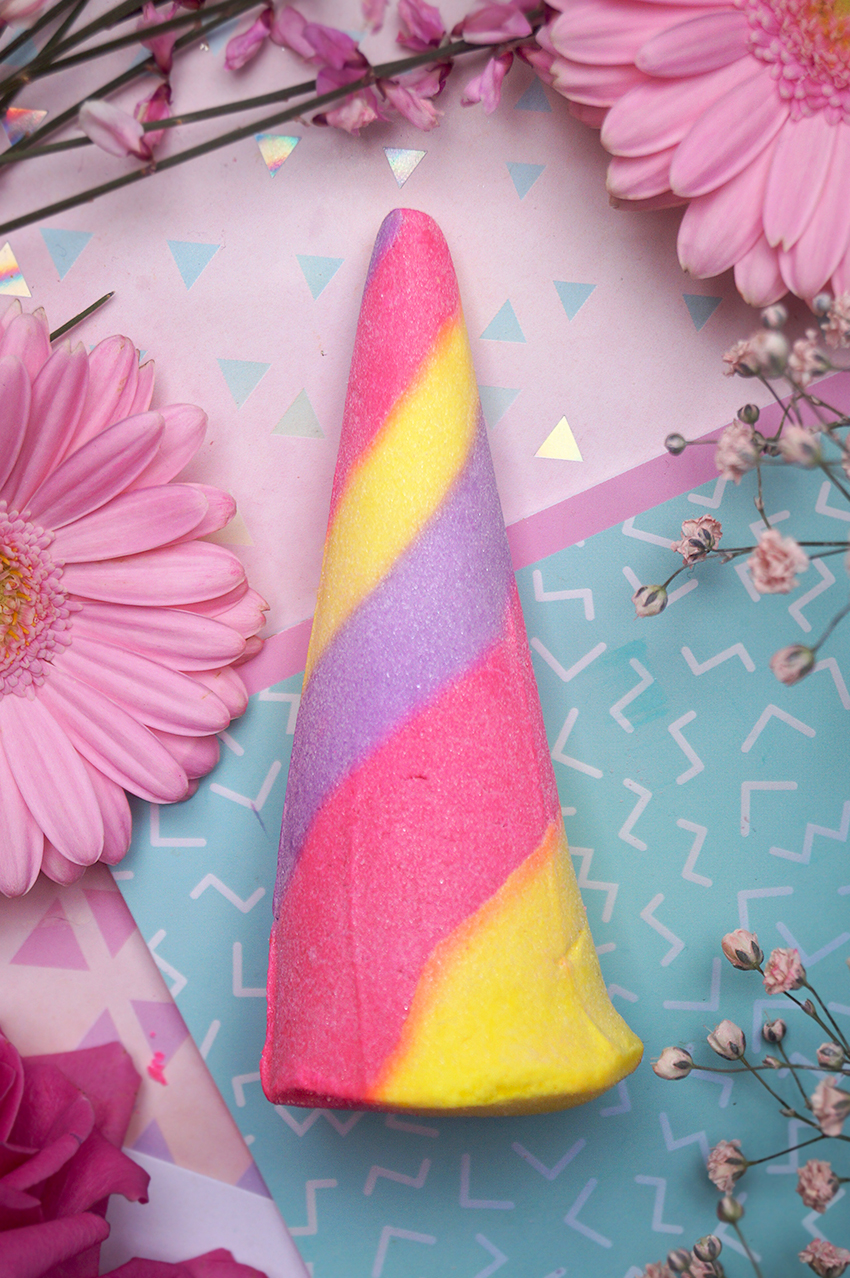 Review Lush Unicorn Horn Bubble Bar Oh My